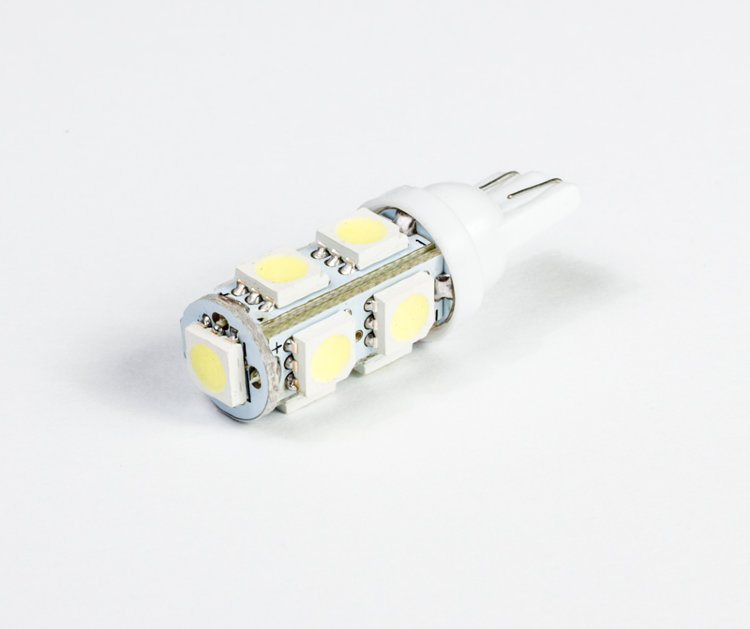 Лампа светодиодная передних габаритов T10-9SMD (white)