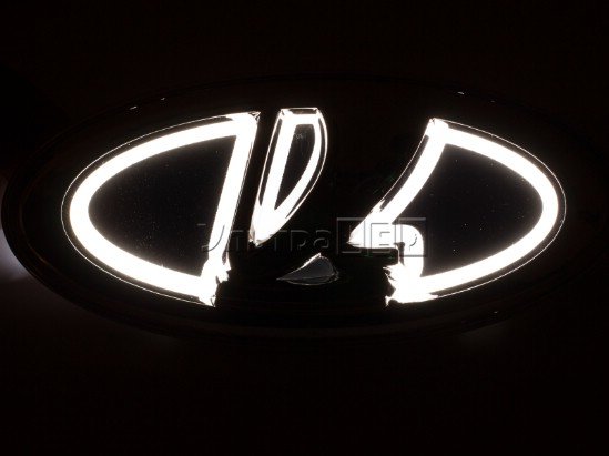 Автозначек с подсветкой на Lada