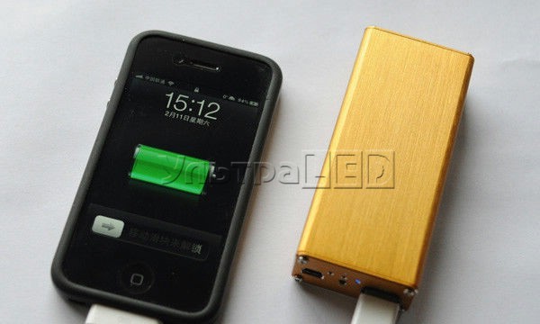 USB мобильное зарядное устройство Ruinovo 18650 1A с двумя мощными фонариками, алюминиевый корпус, до 2 аккумуляторов (павербанк)