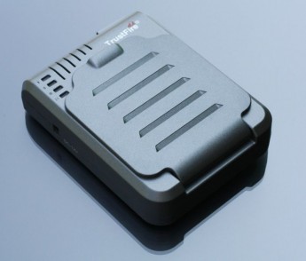 TrustFire TR-003 (зарядное устройство на 4 батареи Li-Ion) Данный зарядник имеет 4-е независимых канала в которых Вы можете заряжать любые аккумуляторы из перечисленных: 18650, 18350, 17670, 17650, 14500 и любые другие Li-on аккумуляторы подходящие по типоразмеру (41-71 мм) для данного зарядного устройства.
