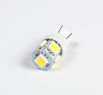 Лампа светодиодная передних габаритов T10-5SMD (white) Применяемость: передний габаритСветовой поток: 30 ЛюменЦвет свечения: белыйТип лампы (код): W5W (2825)ХИТ продаж 2010г