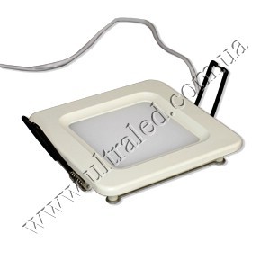 Светильник потолочный светодиодный Fusion 100x100мм. (white) Применяемость: внутреннее освещение Световой поток: 210 Люмен Цвет свечения: белый холодный